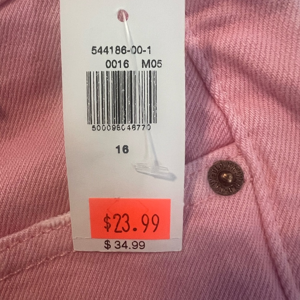 BNWT Old Navy women’s pink denim shorts. Size 16 - Picture 3 of 4